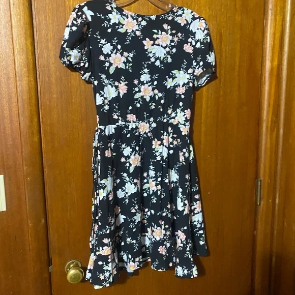 No Boundaries Black Floral Midi Dress - Picture 4 of 4